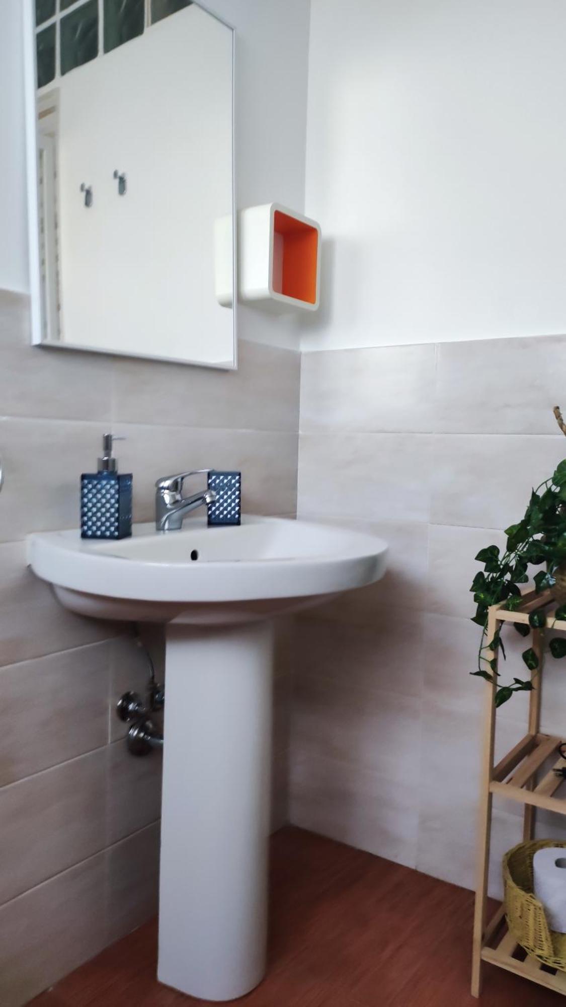Amuni Rooms And Suite Lt باليرمو المظهر الخارجي الصورة